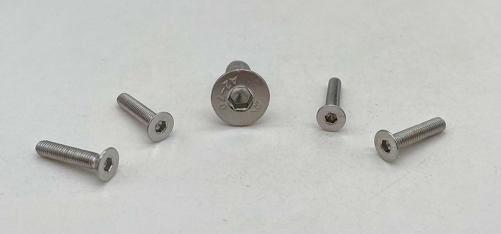 Vít đầu ổ cắm hex DIN7991 được sử dụng ở đâu?