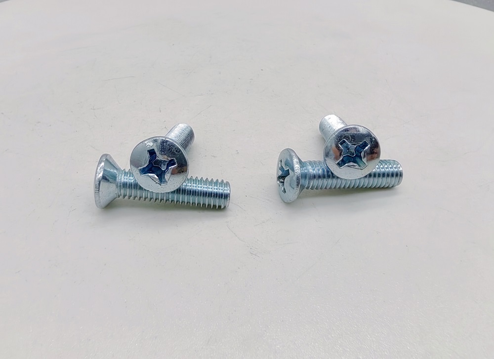 Những cánh đồng là DIN966 CROSS CEMING CONSEM REGEDUND Head Vít được sử dụng trong?